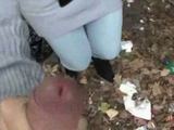 Mlad� ruce hon� tlust� p�ro v rohu parkovi�t� - freevideo