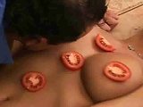Sex v kuchyni aj s uhorkou - freevideo