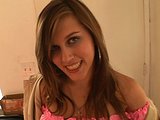 Snaiv amatrka si hezky zarajtuje na tvrdm pyji - freevideo